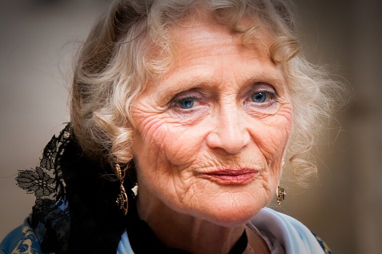 portrait-4690094_960_720