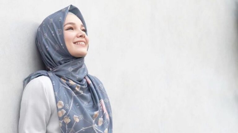dewi-sandrajpg