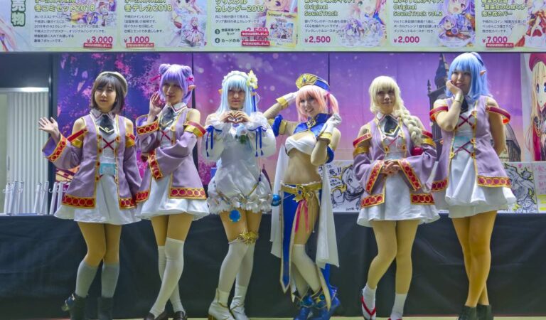 comiket-cosplay_JianGang-Wang_iStock-1089953090-1024x600-1