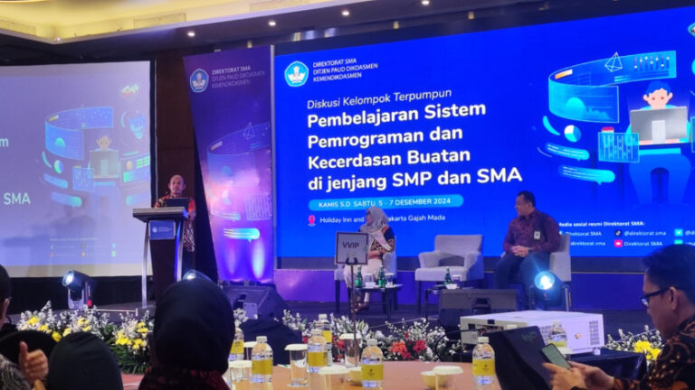 241208190548-805.jpg