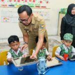 wamendagri-bima-makan-siang-gratis2