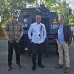 Pak-Ozi-di-Mal-Thai-3-latar-mobil