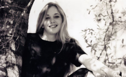 Di balik cerita gelap jaringan perdagangan manusia dan eksploitasi seksual tersebut, ada satu nama yang menjadi pengungkap utama: Virginia Giuffre.