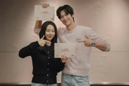 Aktor Korea Selatan Na In Woo dan aktris Shin Hae Sun akan bintangi serial produksi Netflix berjudul “Love O’Clock”. (Foto: Instagram/@netflixkr)