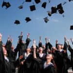 Mayoritas alumni LPDP berkiprah di sektor publik sebesar 67,54 persen (pendidik, peneliti, ASN, TNI/Polri) dan 33,46 persen di sektor privat.