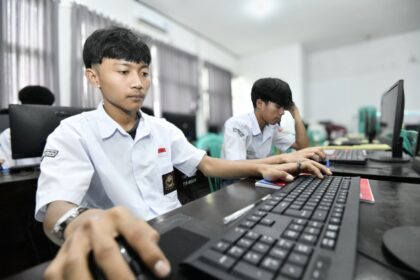 siswa sma asesmen nasional