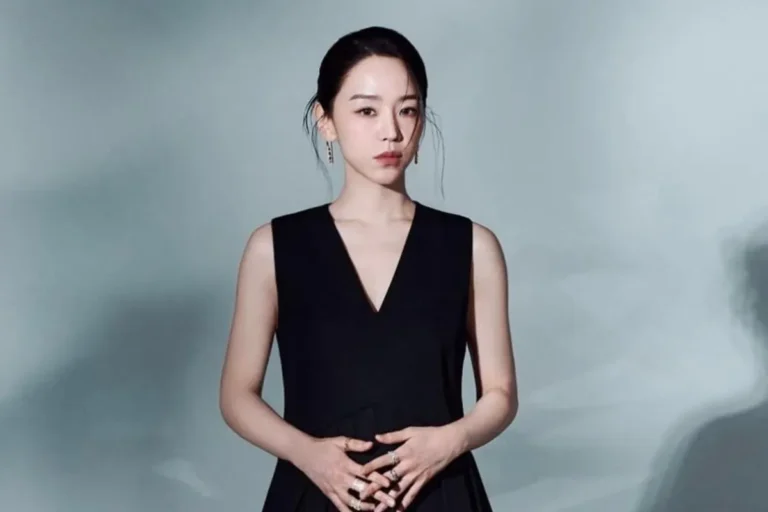 Aktris Korea Selatan Shin Hye-sun membintangi serial Netflix “The Art of Sarah”. (Foto: Instagram/@netflixkr)