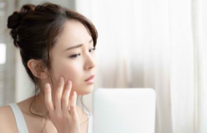 Tanda awal penuaan bisa muncul lebih cepat jika pola hidup tidak dijaga dengan baik. (Foto: Pixabay)