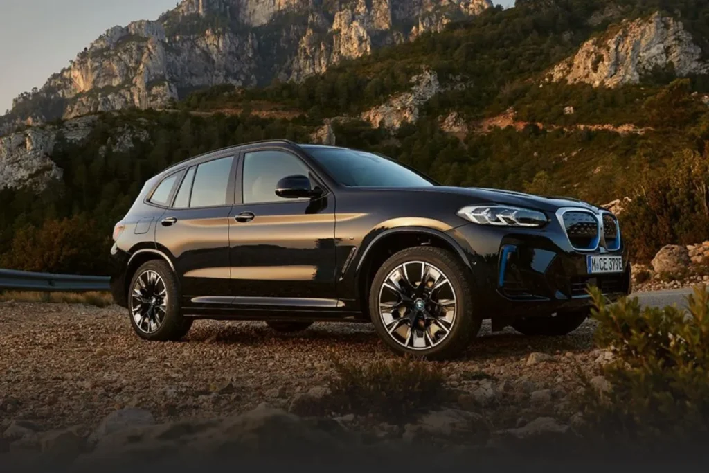 Ilustrasi mobil BMW iX3. (Foto: bmw.co.uk)