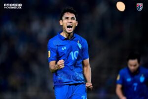Hingga edisi 2026, nama penyerang legendaris Thailand, Teerasil Dangda, masih bertengger kokoh di puncak daftar top skorer sepanjang masa Piala AFF dengan total 25 gol.