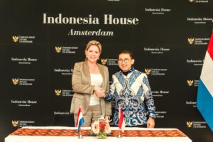 indonesia house menbud - menbud belanda
